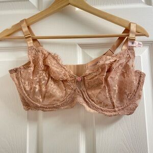 NWT Victoria's Secret Feminine Lace Unlined Demi Bra in Nude Size 36DD